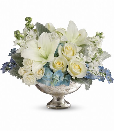 Teleflora's Elegant Affair Centerpiece